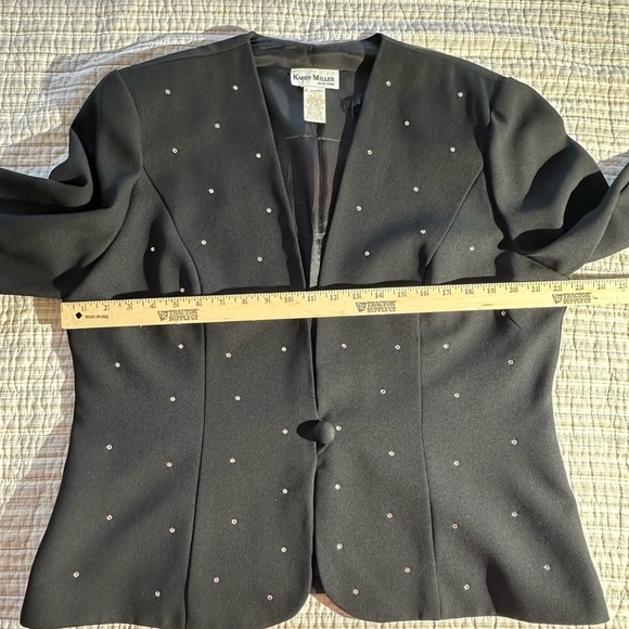 Chic Black Women's Maxi Dress with Jacket - Picture 10 of 15